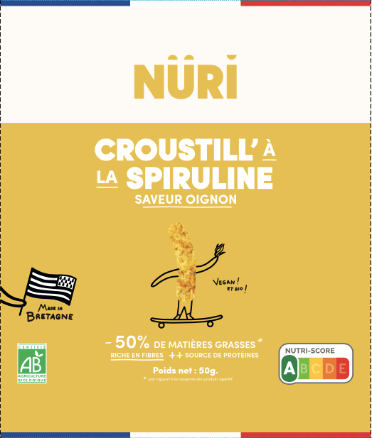 Spirulina and onions puffed chips