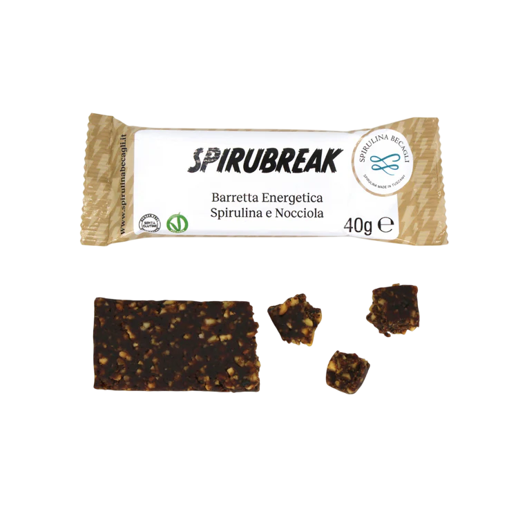 Energy bar with spirulina and hazelnut