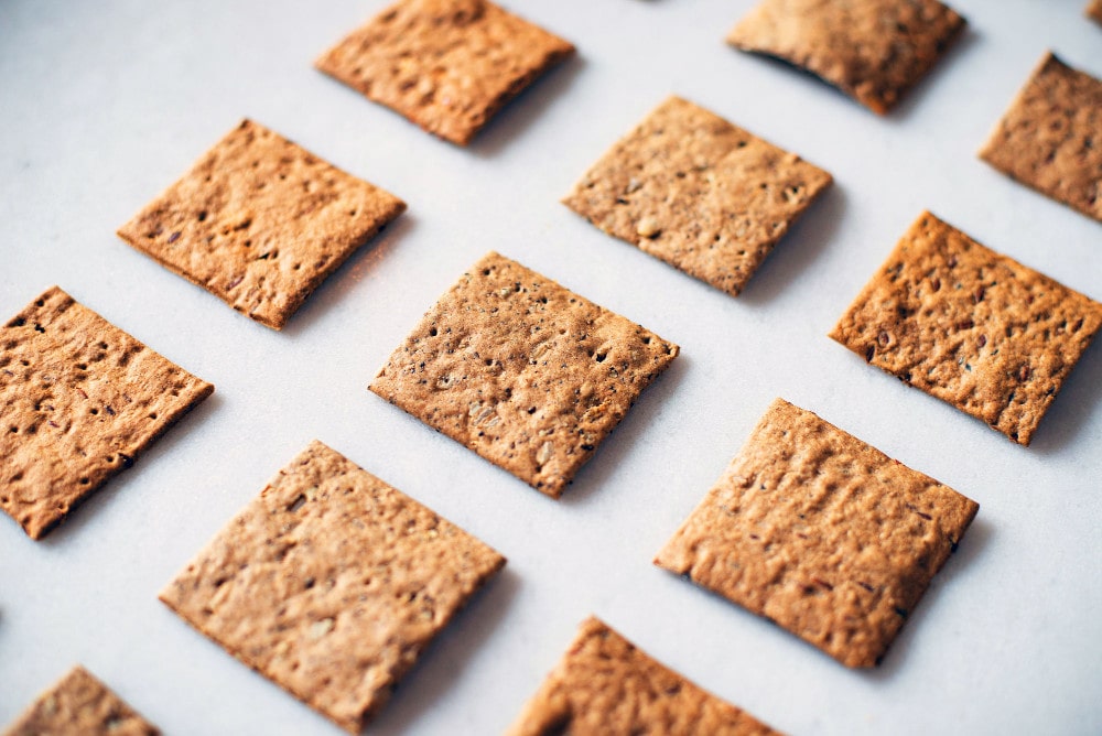 Crickè - Red tomato & Oregan cricket crackers - 21bites